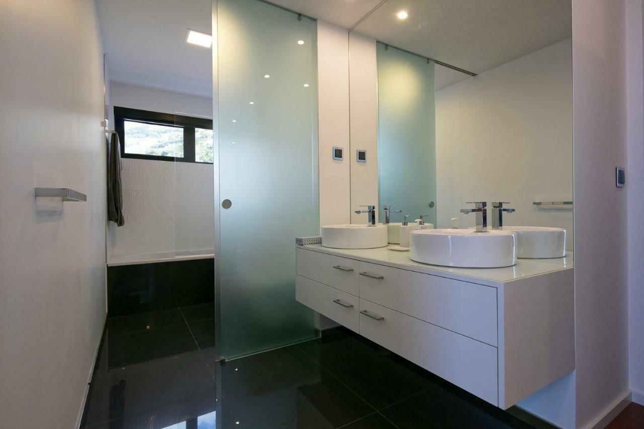 Spacious Luxury Holiday Apartment With A Great View, Funchal, Free Wifi And Parking Exterior photo